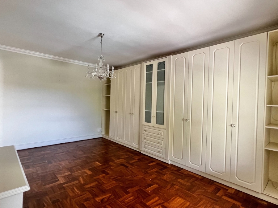 8 Bedroom Property for Sale in Raithby Western Cape